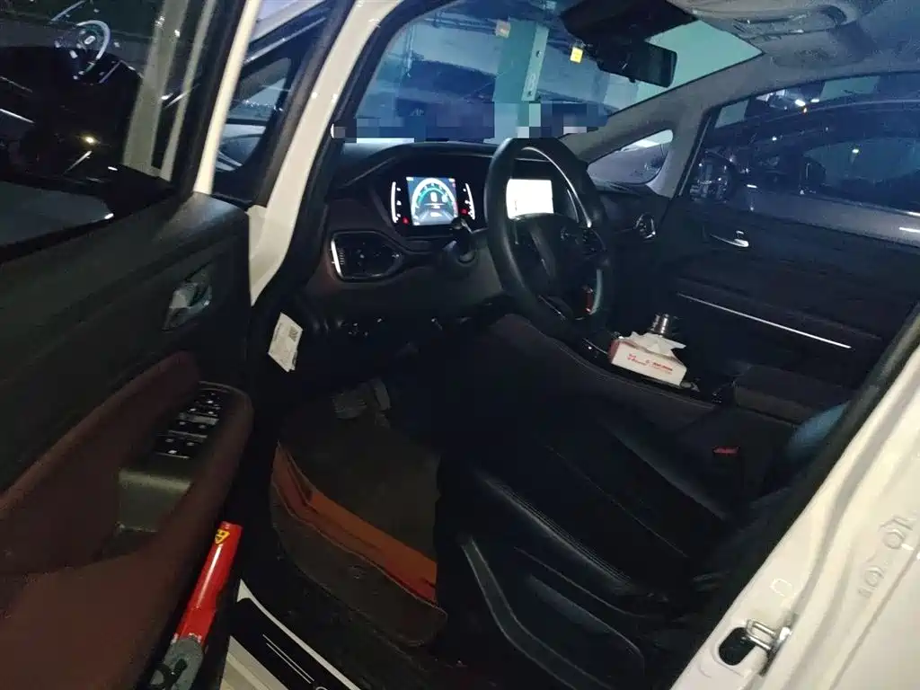 GAC Trumpchi Trumpchi M6 2023 PRO 270T DCT Elite Edition фото 14
