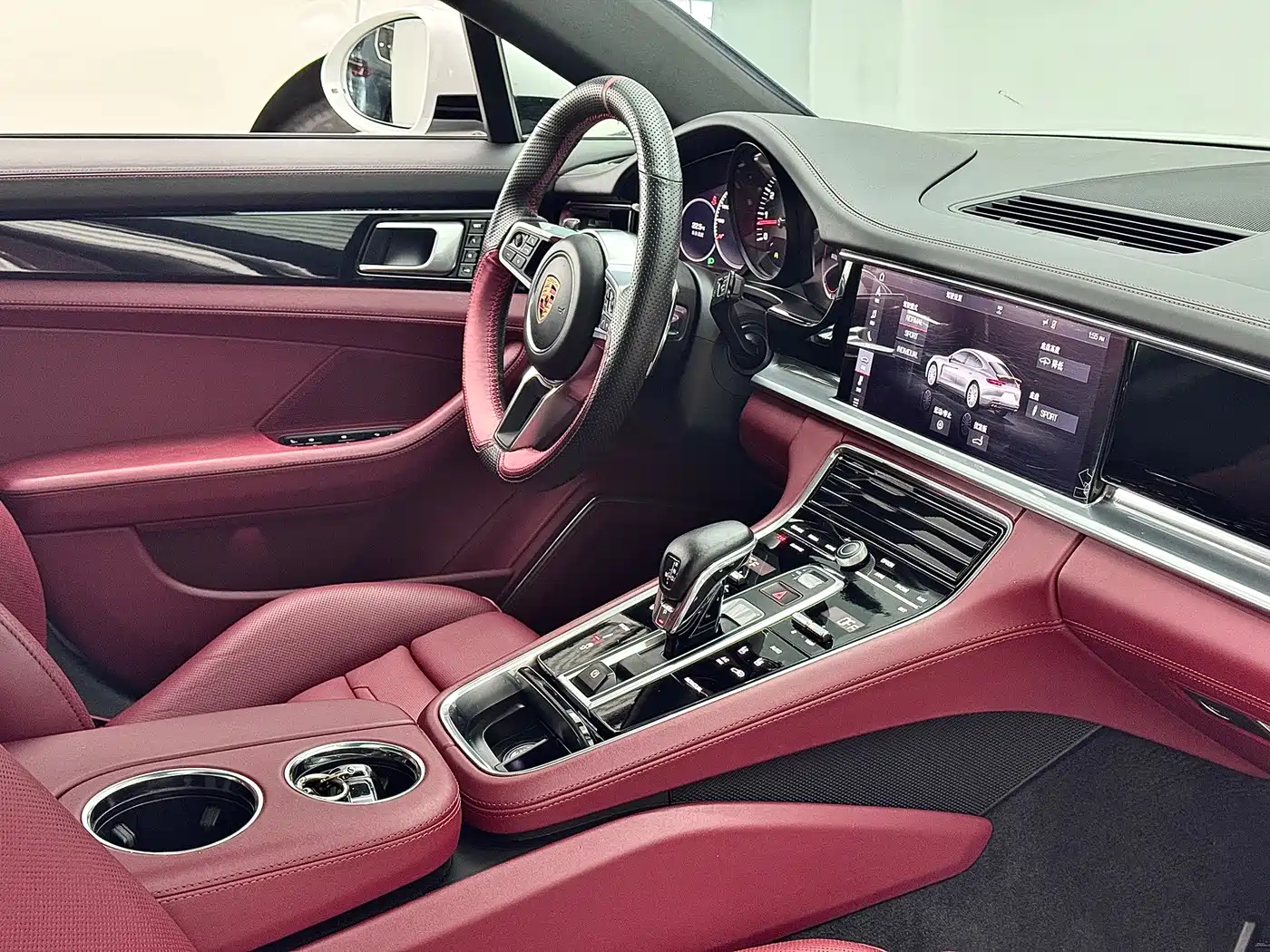 Porsche Panamera 2017 Panamera 3.0T фото 17