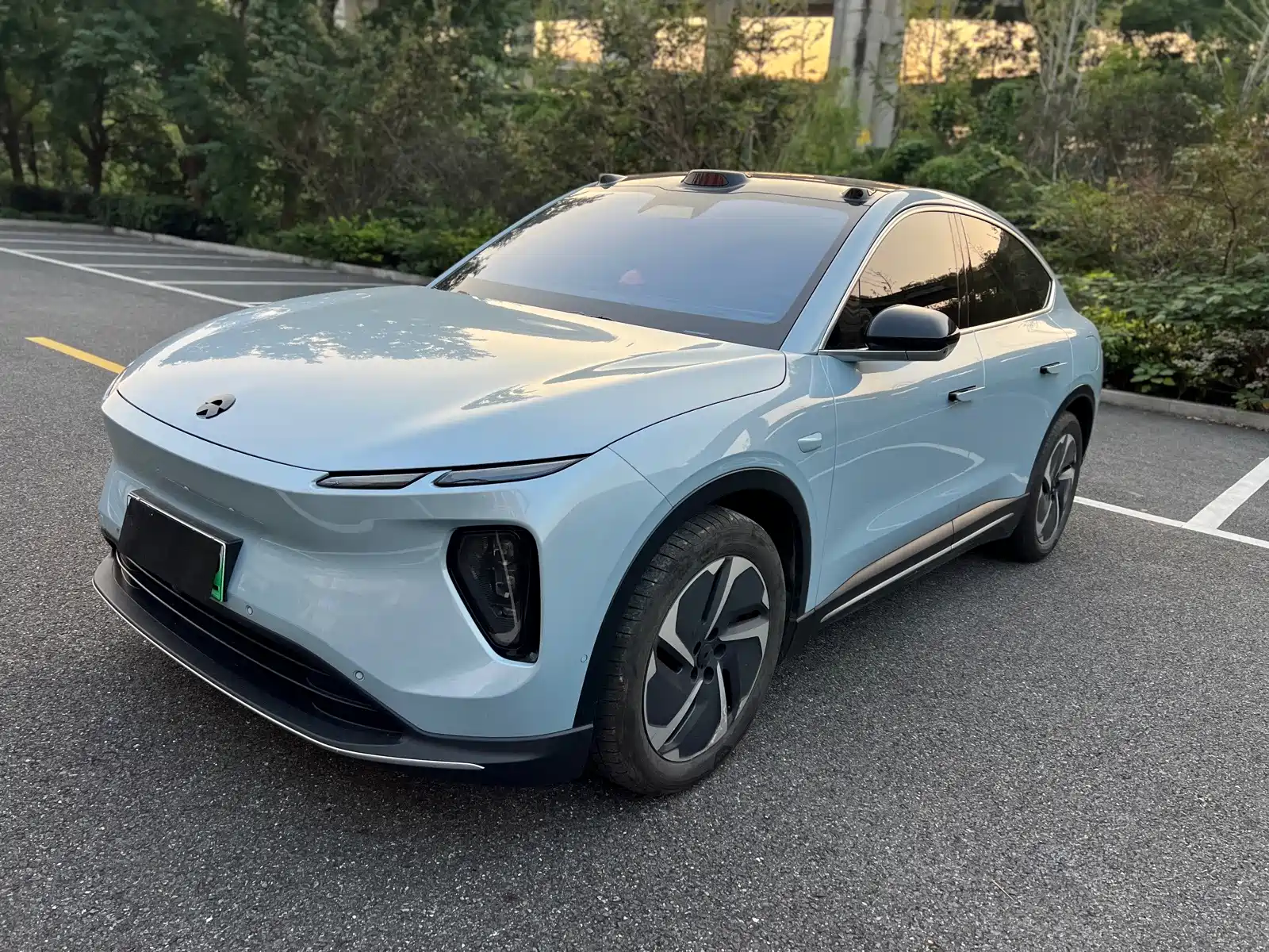 Фото 1 - NIO EC6