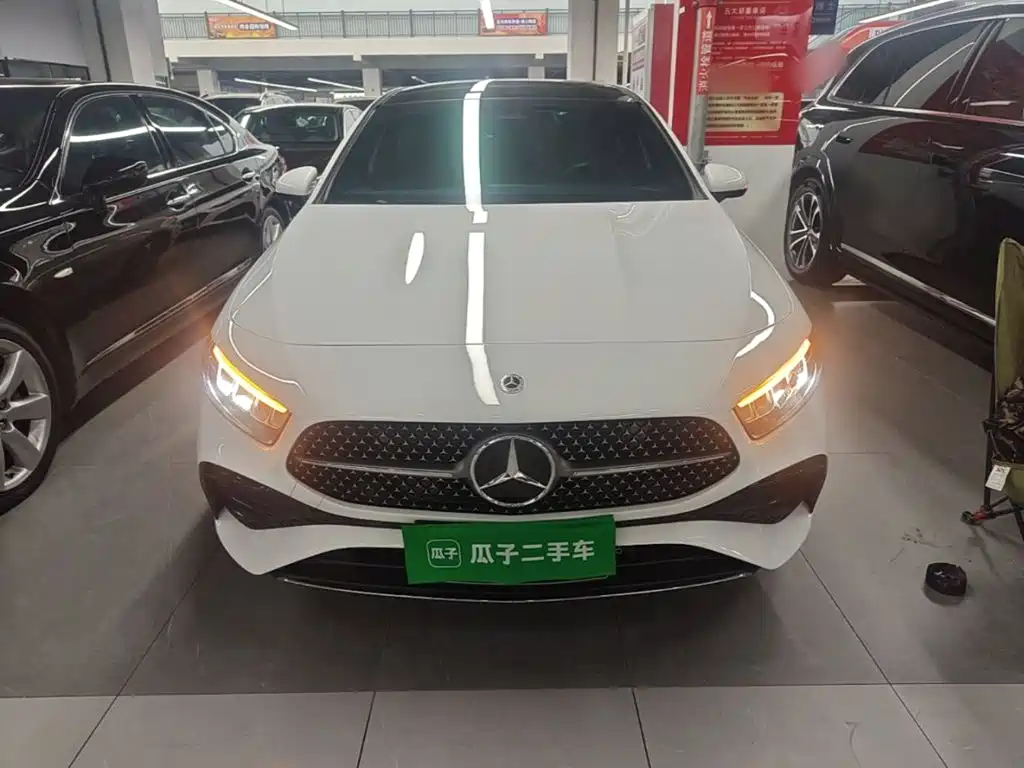 Mercedes-Benz A-Class 2025 2025 A 200 L Fashion Edition