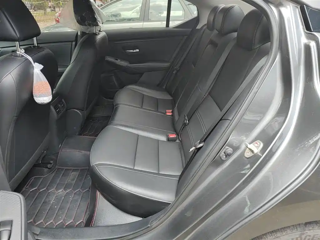 Nissan SYLPHY, миниатюра 17