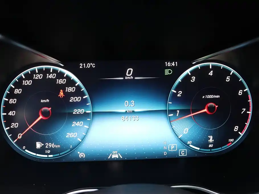 Mercedes-Benz GLC 2020 GLC 300 L 4MATIC Dynamic фото 7