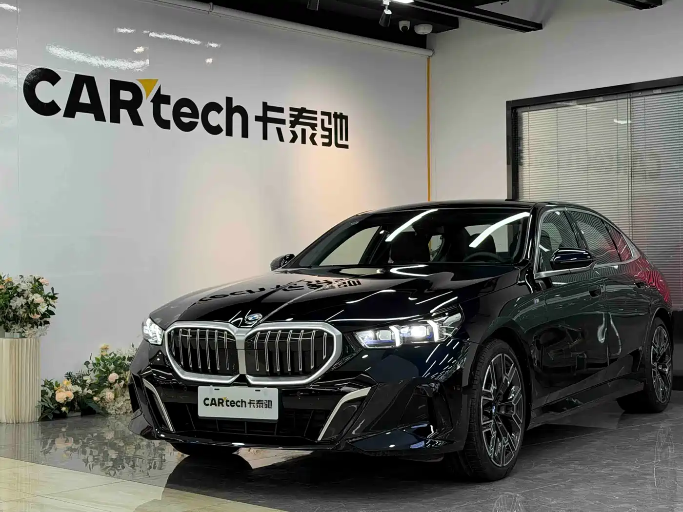 BMW 5 Series 2025 530Li Premium M Sport Package