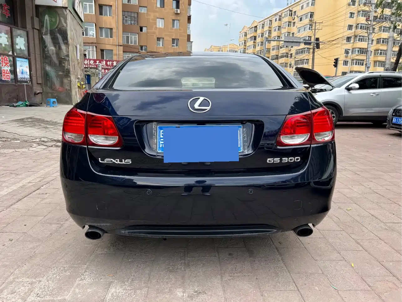 Photo 6 - Lexus GS