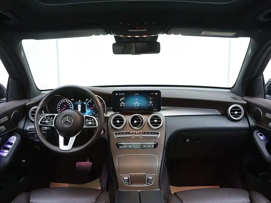 Mercedes-Benz GLC 2020 GLC 300 L 4MATIC Dynamic фото 23