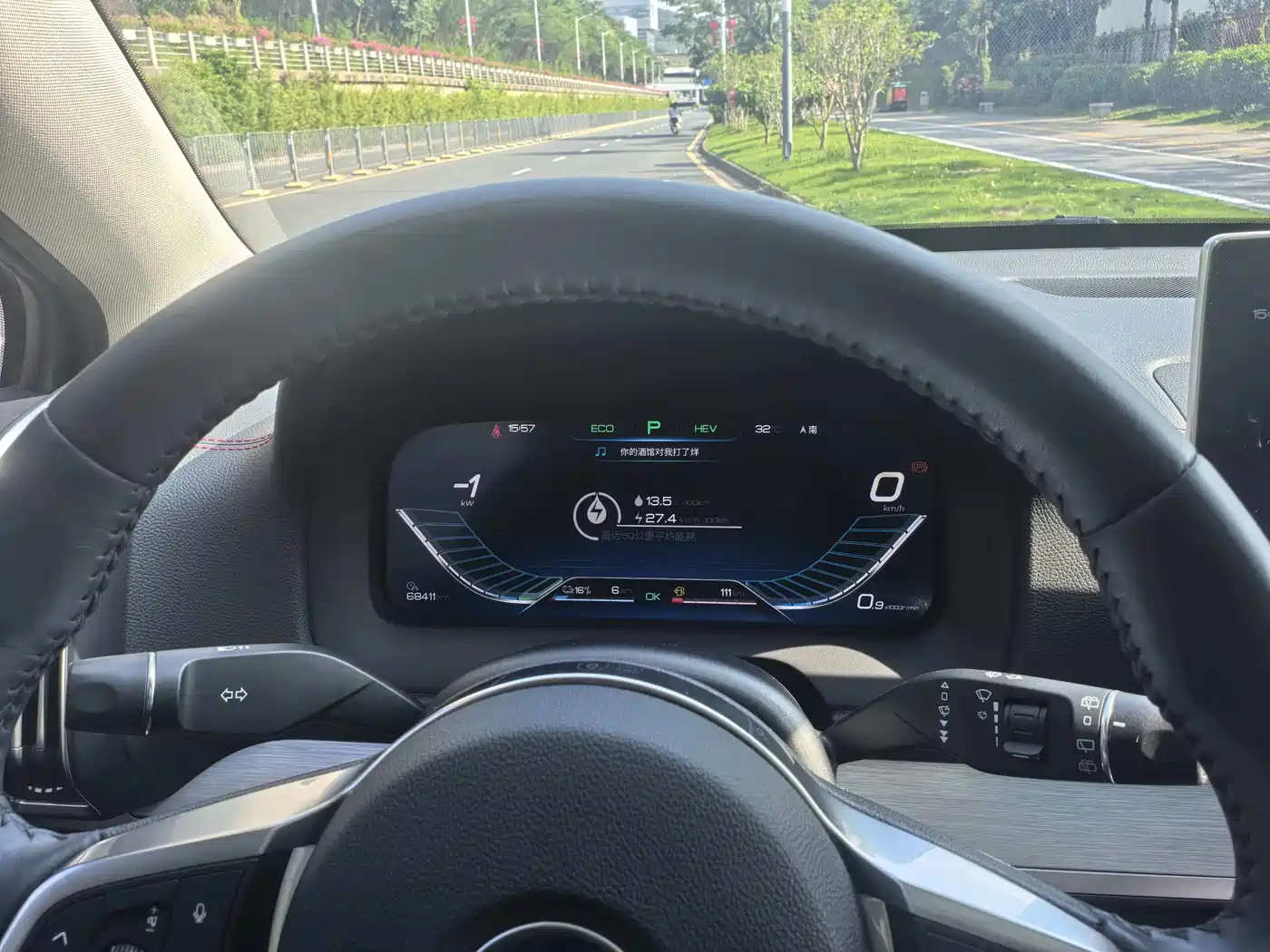 BYD Tang New Energy 2018 DM 2.0T AWD Smart Connection Enjoy Edition 7-Seater China V фото 12