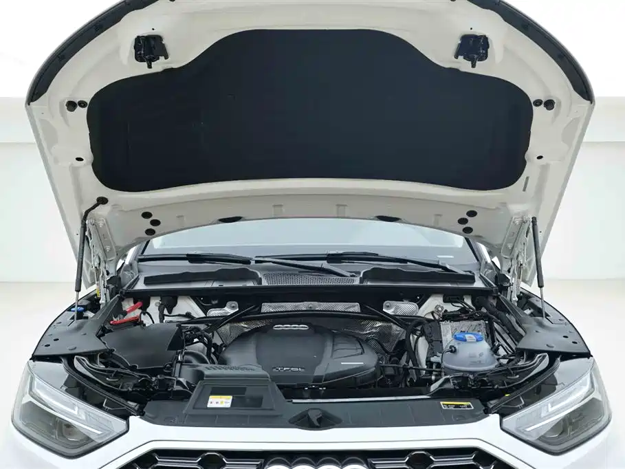 Audi Q5L 2022 45T Luxury Dynamic фото 7