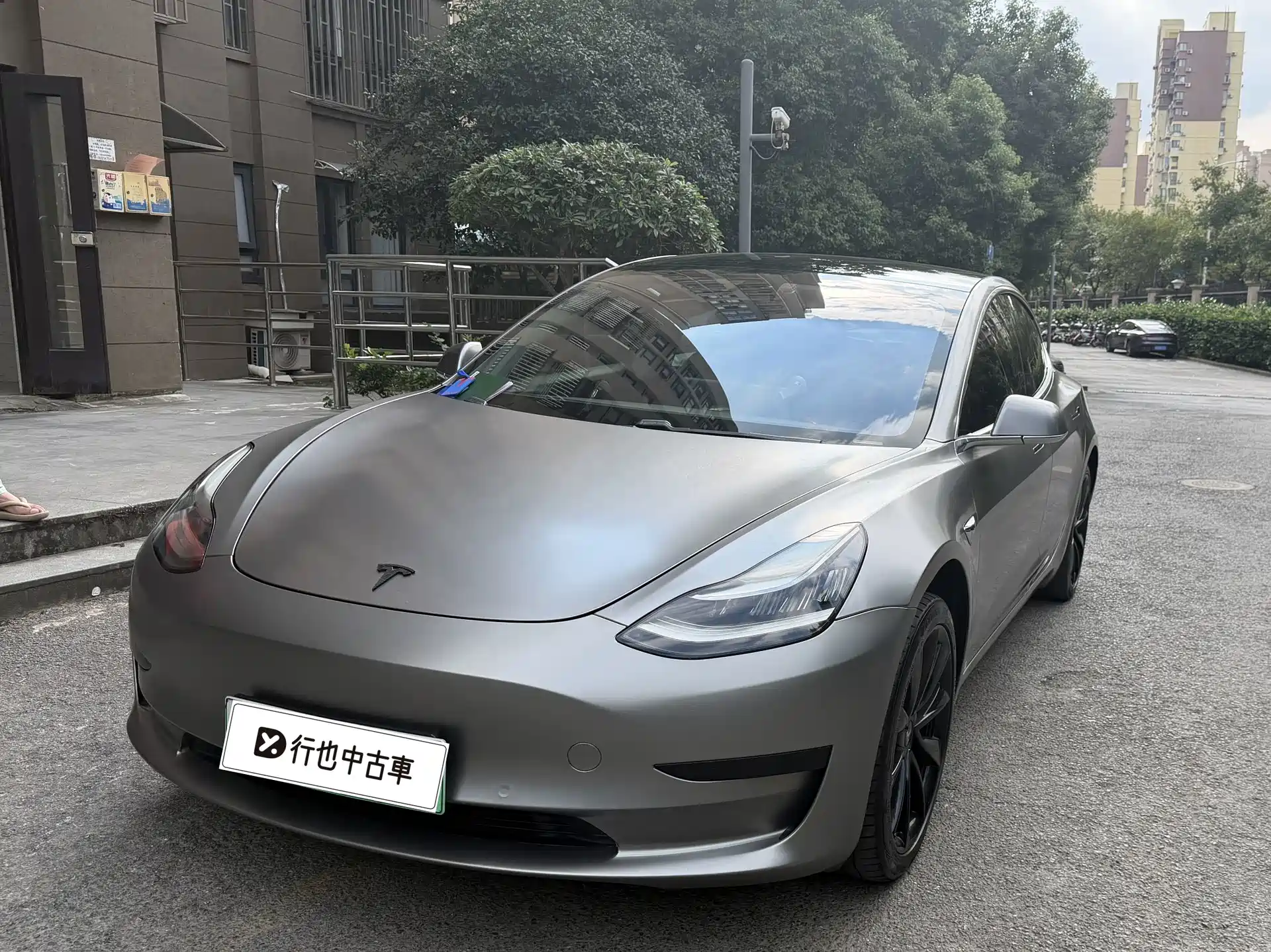Фото 1 - Tesla Model 3