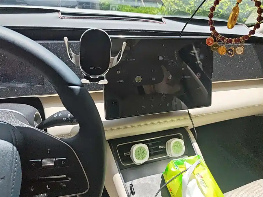 BYD Qin L 2024 DM-i 120KM Leading фото 12
