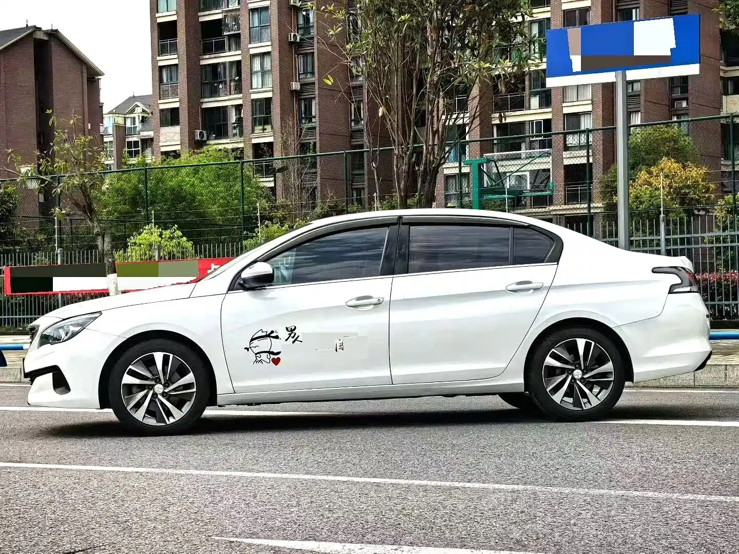 صورة 3 - Peugeot 408