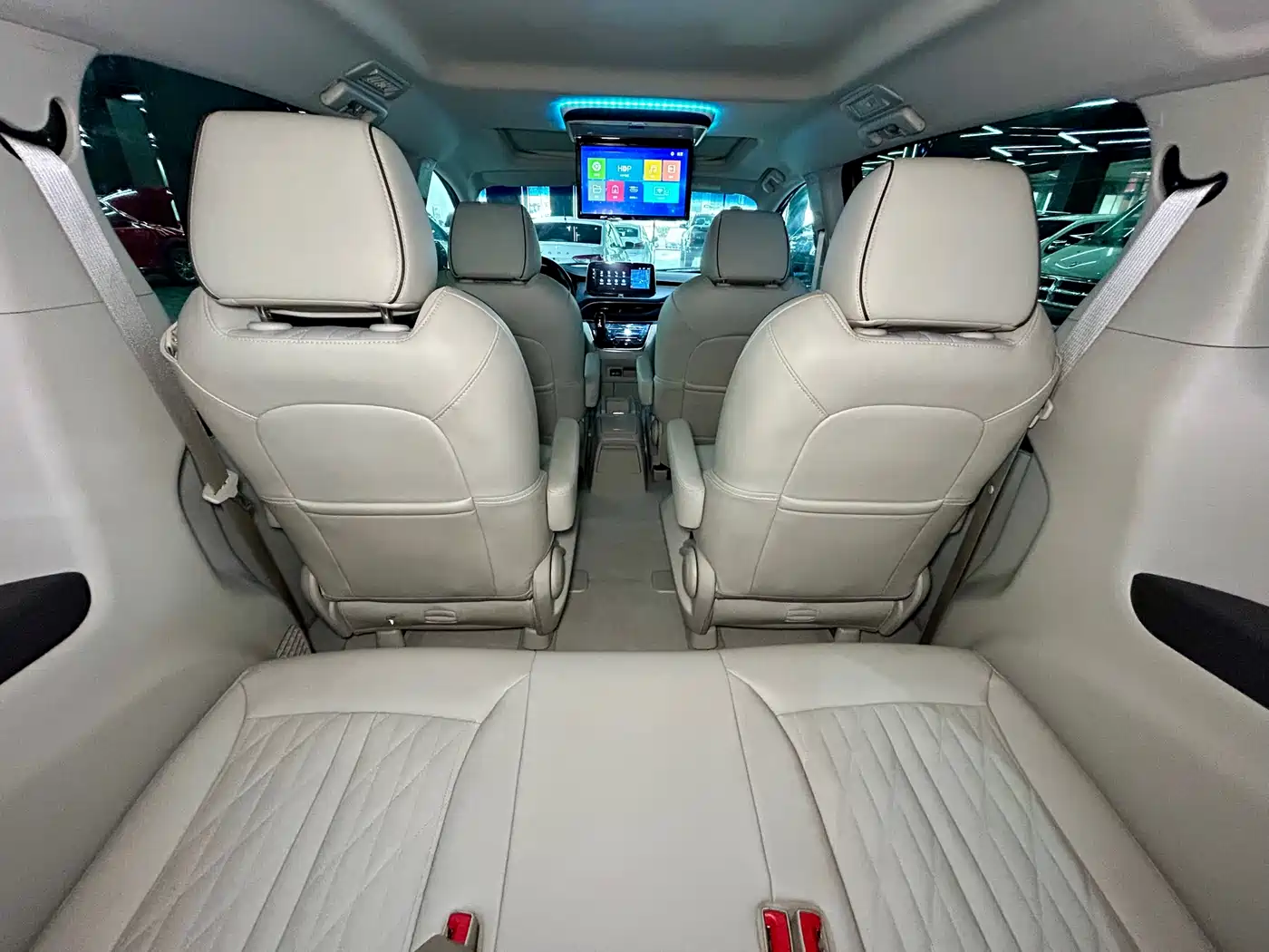 Buick GL8 2022 Land Business Class 652T Luxury фото 30