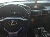 Фото 12 - Lexus IS