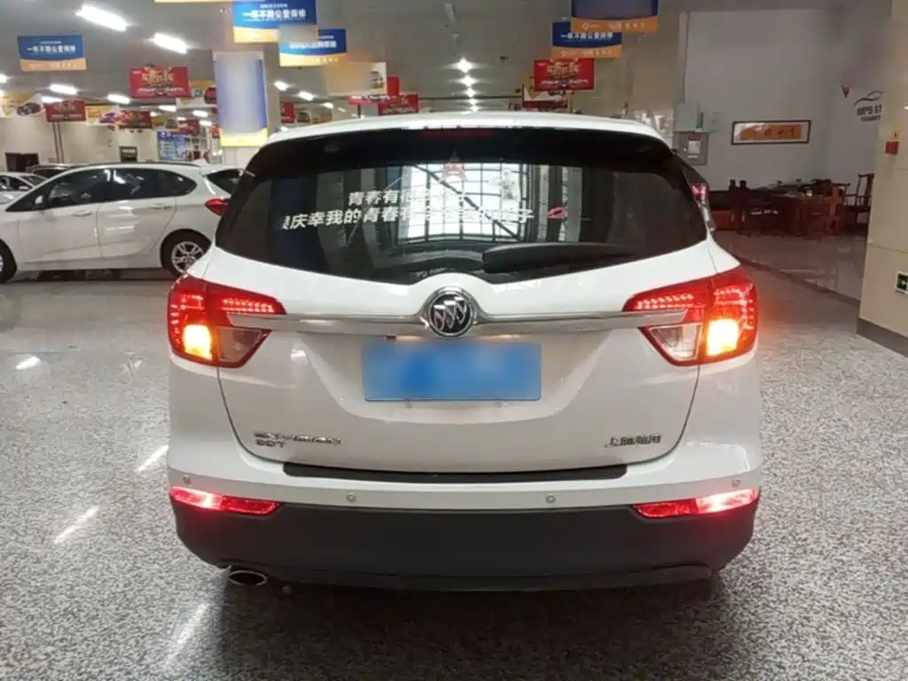 Фото 6 - Buick Envision Plus