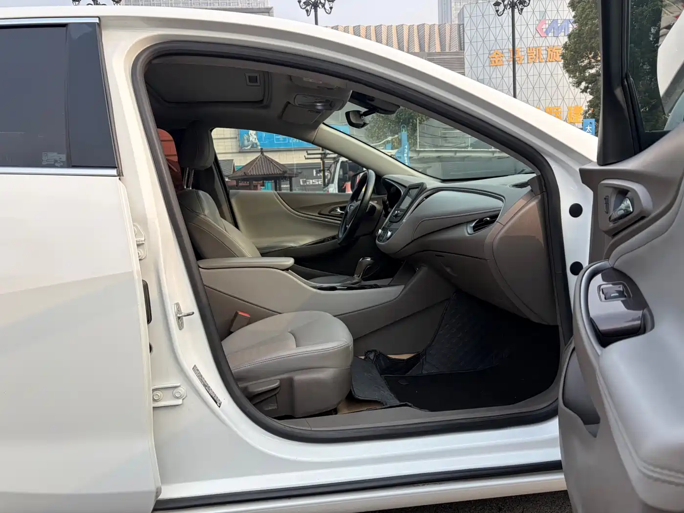 Chevrolet Malibu XL 2018 530T Auto RuiXiang Edition фото 10