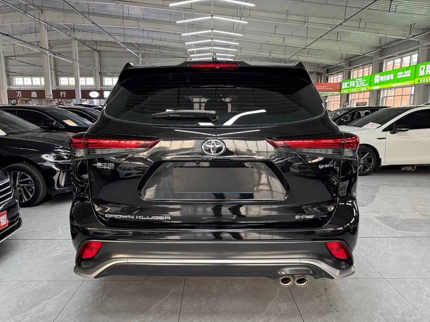 Toyota Crown Kluger 2024 2.5L HEV 4WD Luxury Edition фото 5