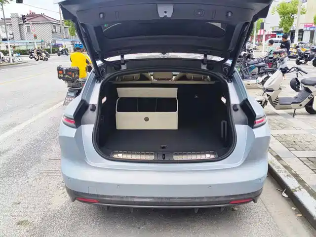 NIO ET5T 2025 75kWh Touring — фото 5