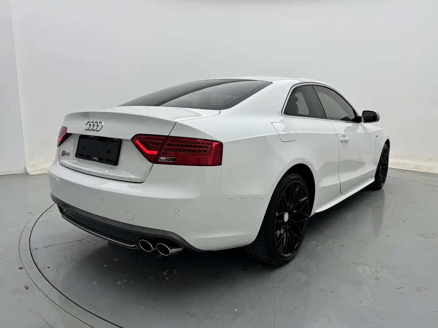 Audi A5 (Import) 2013 Coupe 40 TFSI Style Edition фото 5