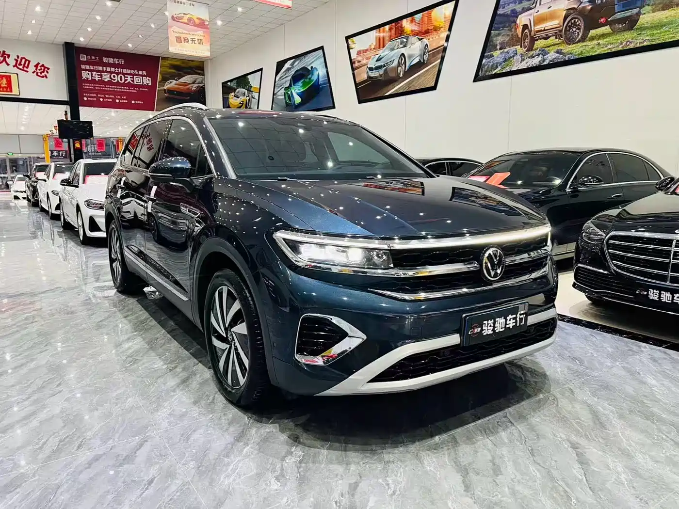 Volkswagen Talagon 2023 380TSI 4WD Luxury Pro Edition фото 3