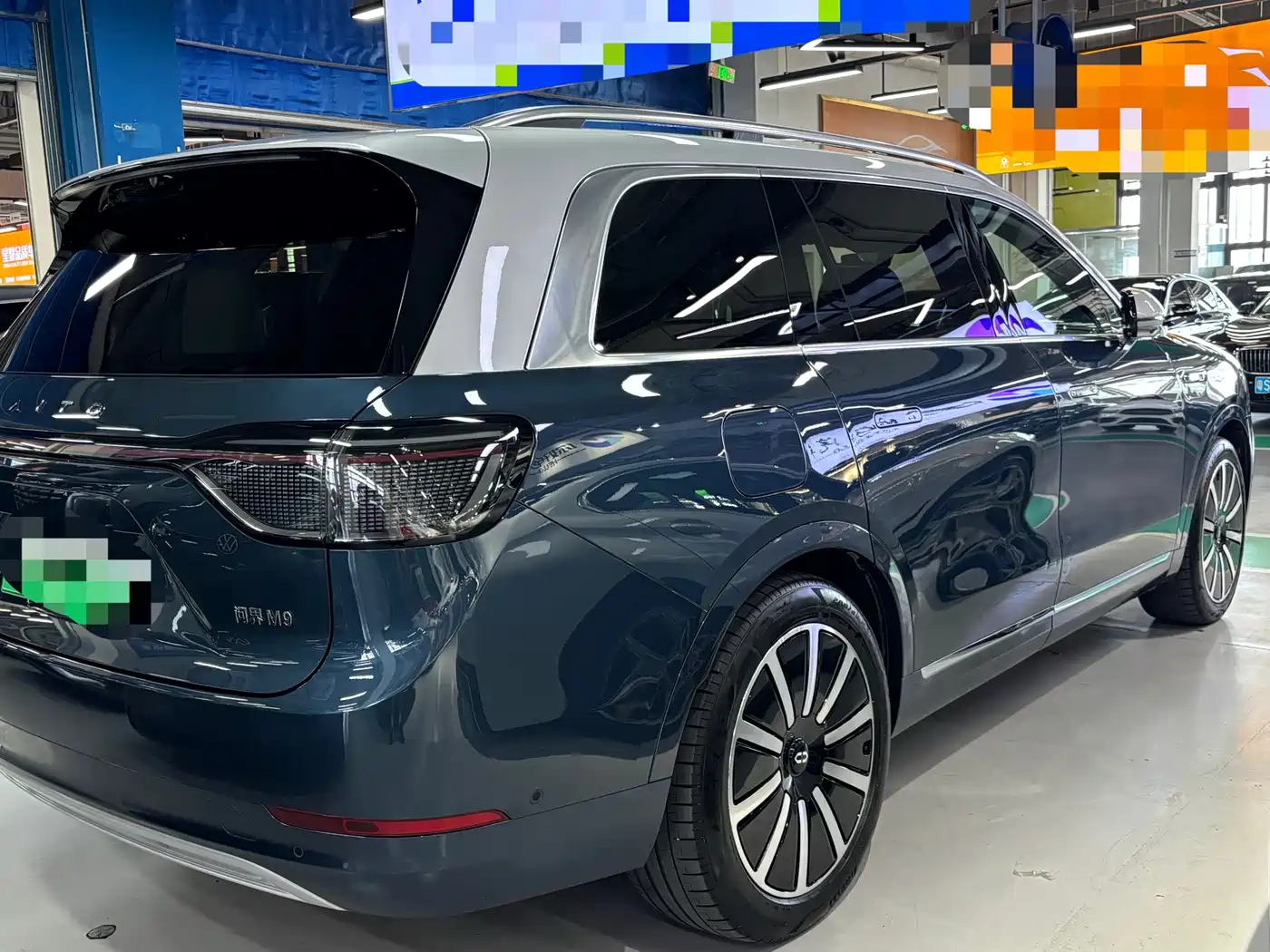 AITO Wenjie AITO M9 2024 Extended Range Ultra 42kWh 6-Seater фото 4
