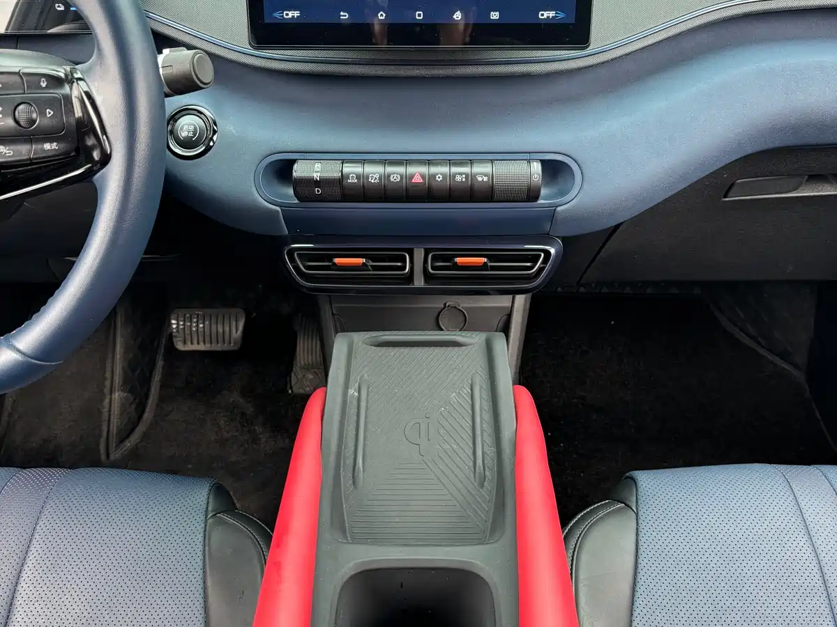 BYD Seagull 2024 Glory Edition 305km Freedom Edition фото 21