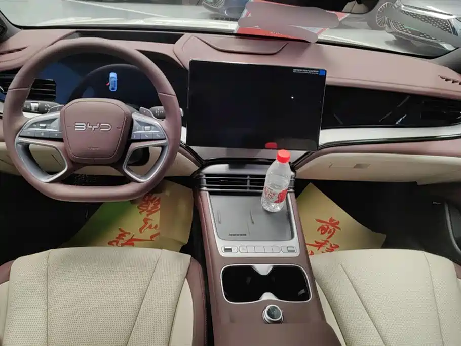 BYD Seal 07 DM-i 2026 DM-i 1.5T 230km Flagship фото 12