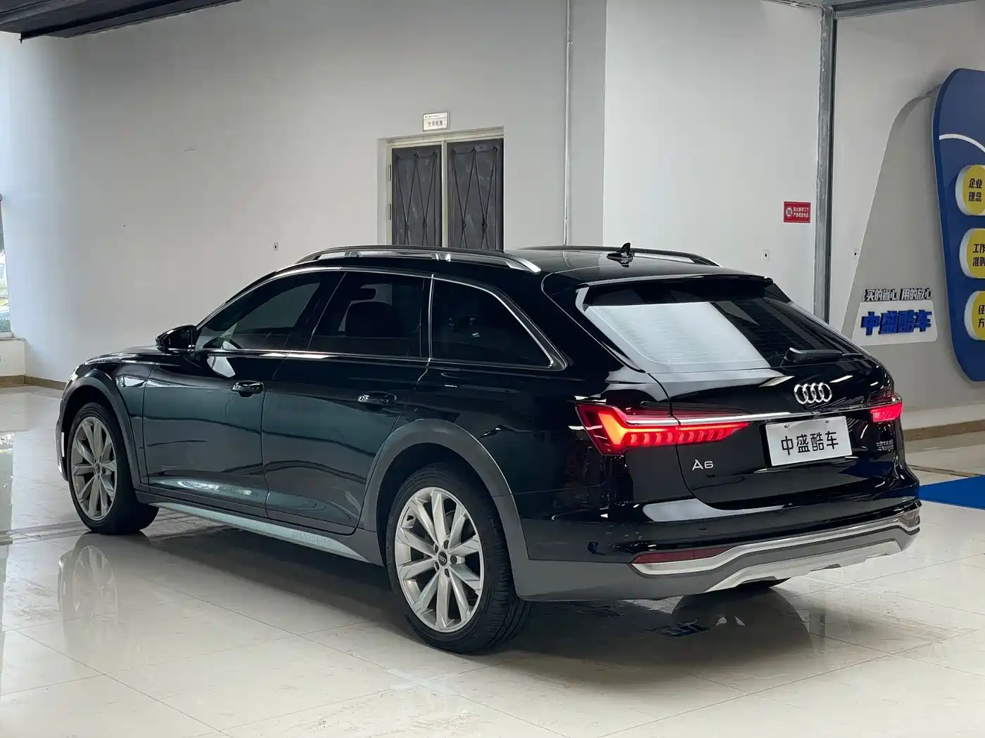 Audi A6 (Import) 2021 2021 allroad quattro Explorer 55 TFSI Premium Off-road