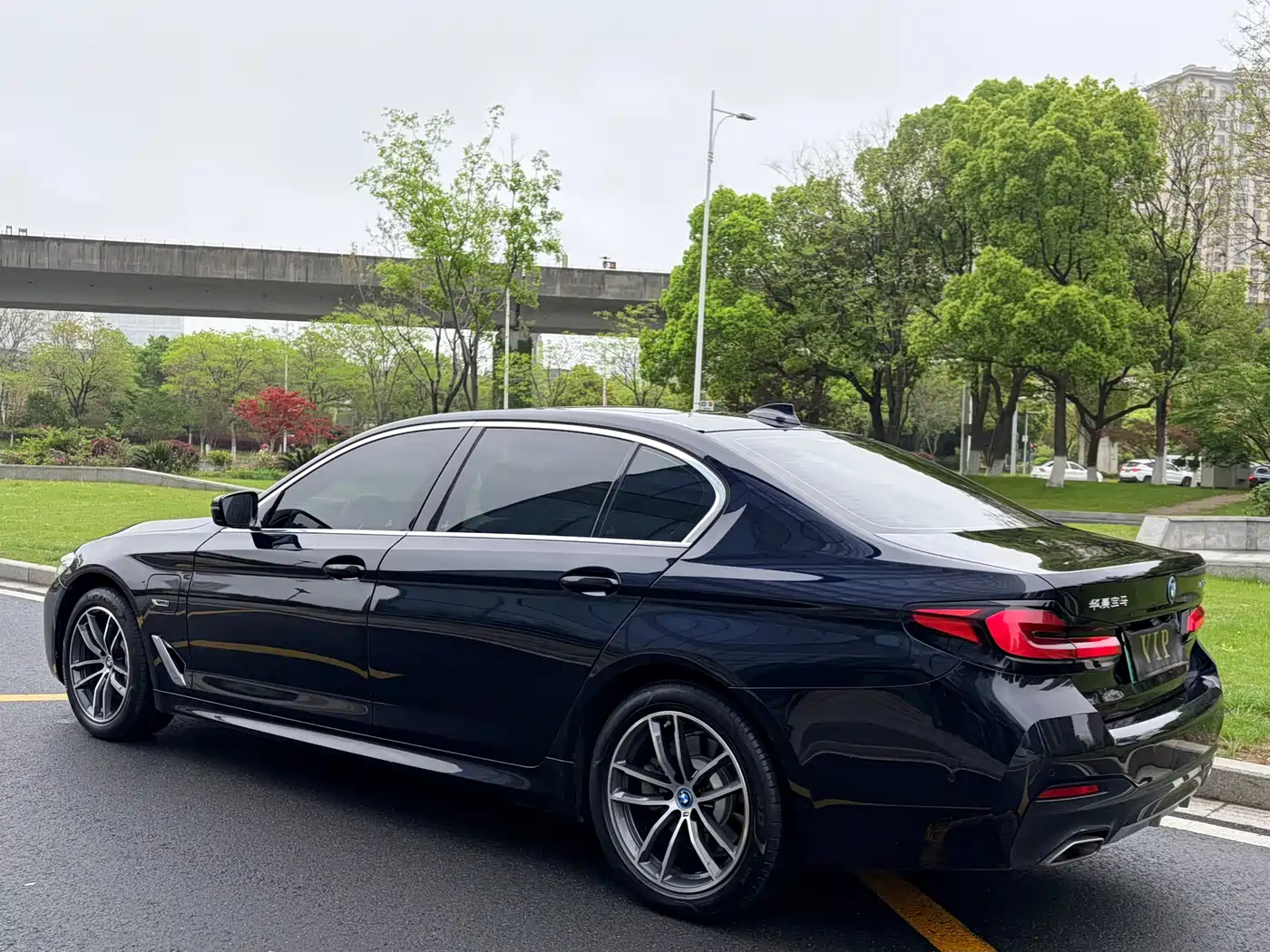 BMW 5 SERIES NEW ENERGY