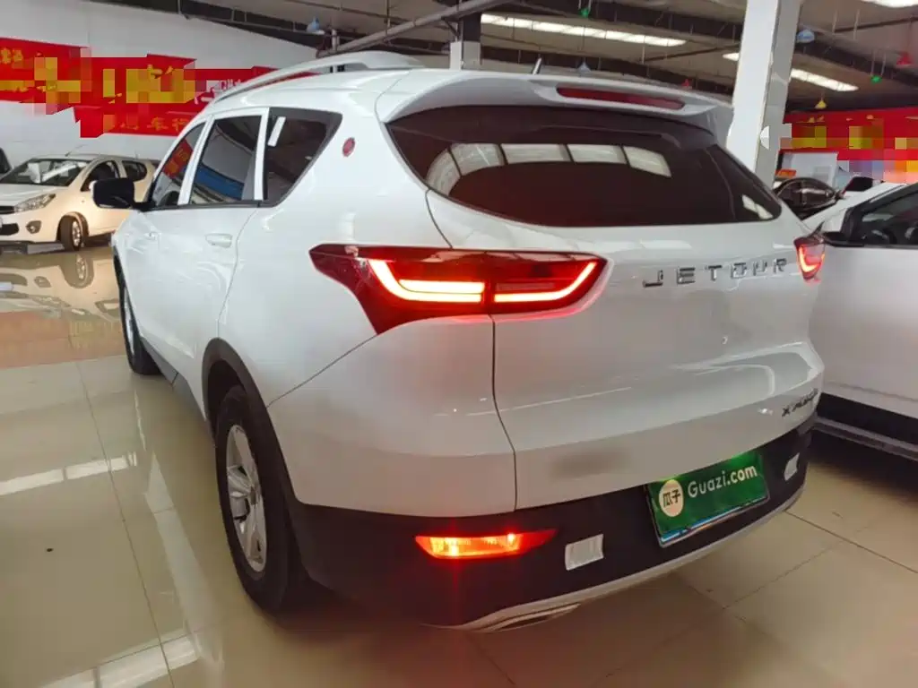 Jetour X70M 2022 2022 1.5T Manual Avant-garde Partner 7-seater