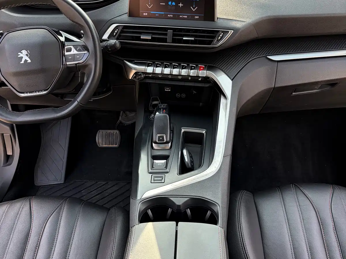 Peugeot 5008 2017 380THP 7-Seater Unlimited Edition фото 7
