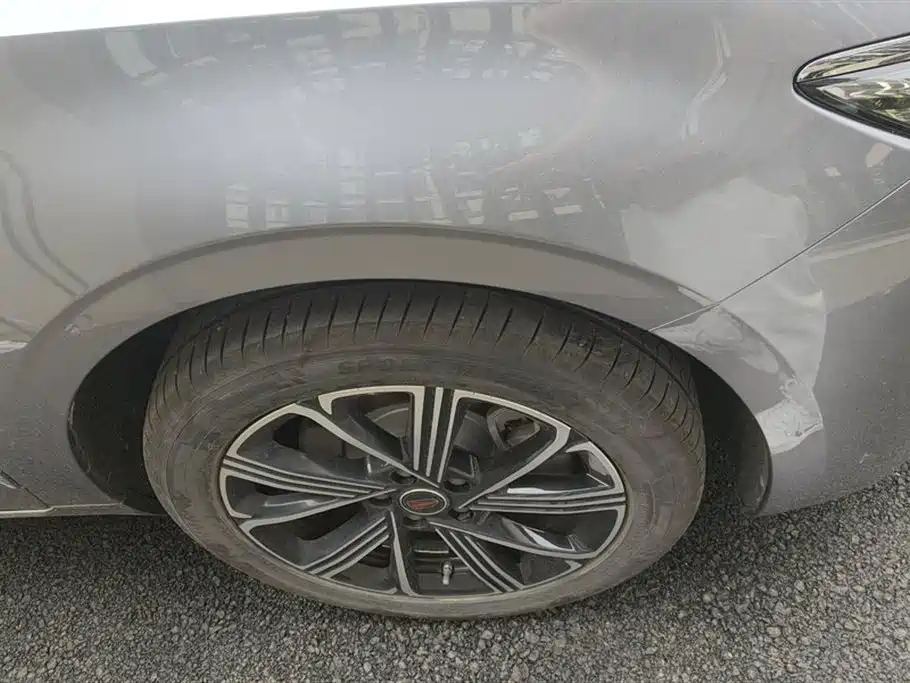 Hongqi H5 PHEV 2025 170 Super Hybrid Edition фото 6