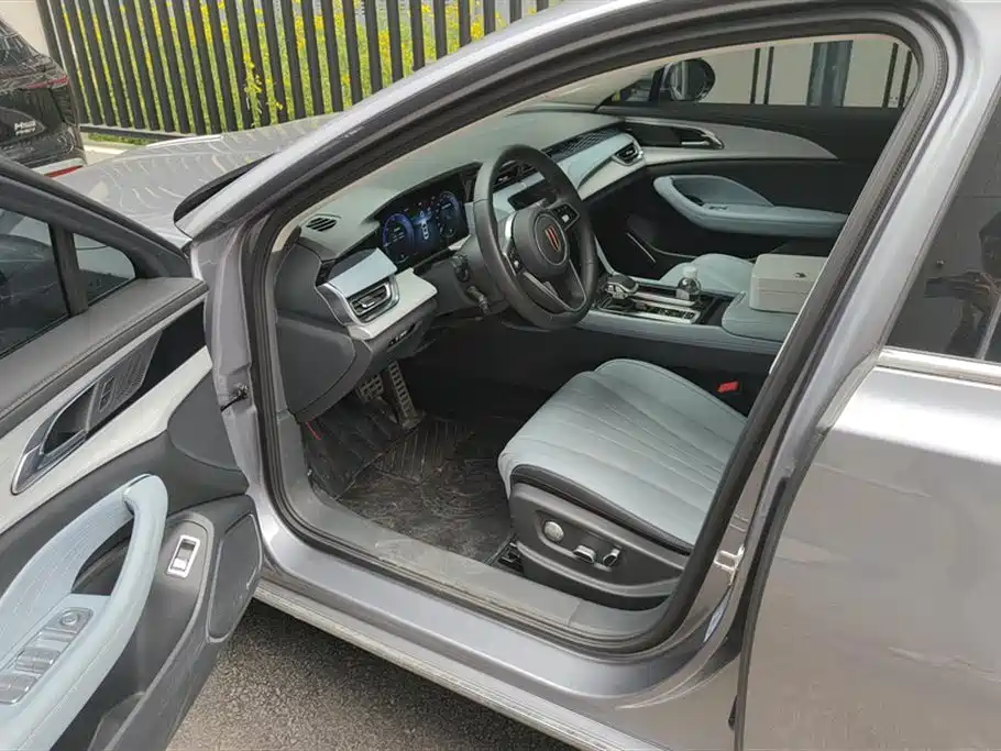 Hongqi H5 PHEV 2025 170 Super Hybrid Edition фото 9