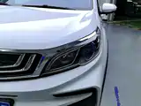 Фото 5 - Geely Vision X3