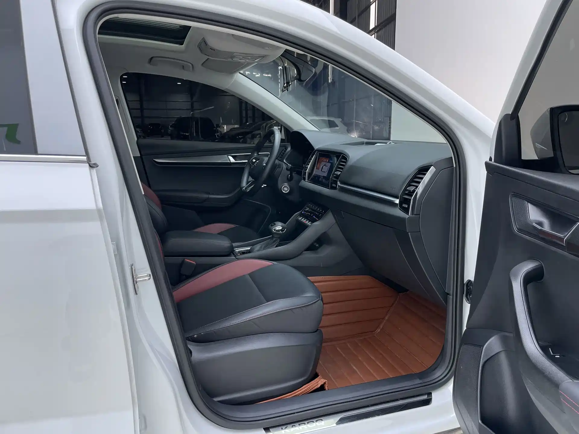 Photo 31 - Škoda Karoq