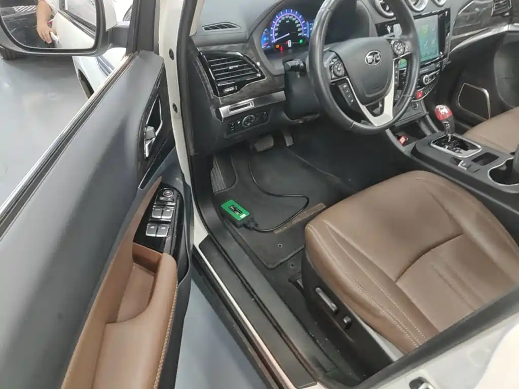 BYD S7 2016 2016 2.0T Auto Premium Plus