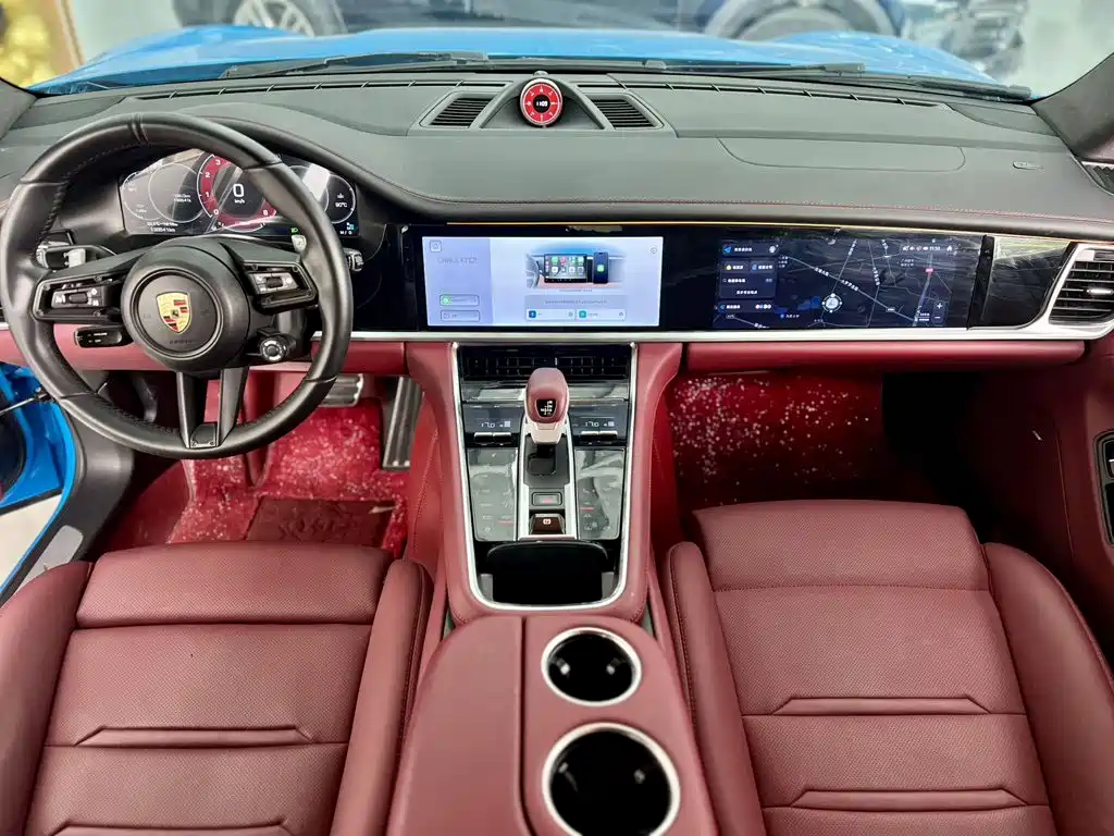 Porsche Panamera 2011 2010 Panamera 4 3.6L