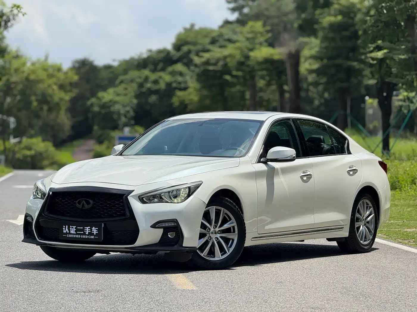 Infiniti Q50L 2018 2018 2.0T Comfort Version China V