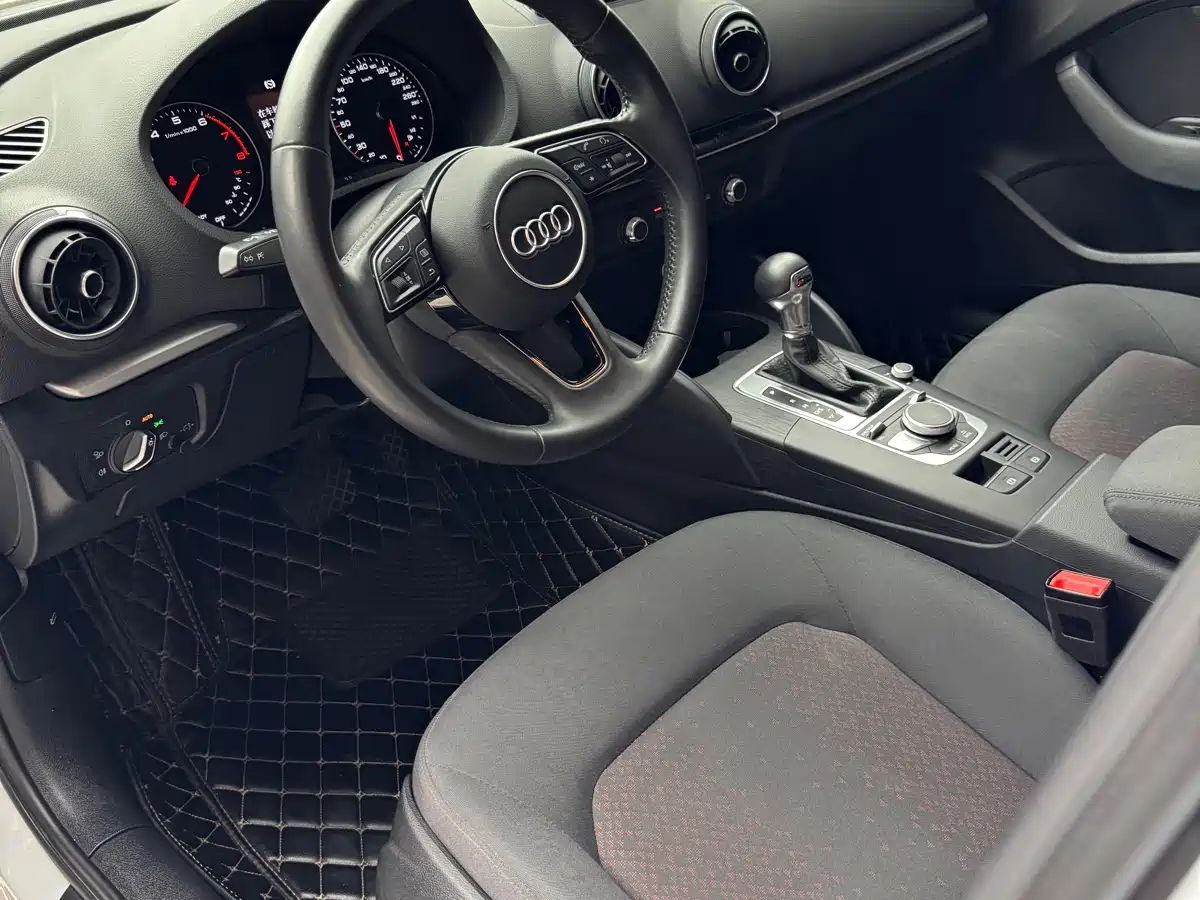 Audi A3 2019 Limousine 35 TFSI Progressive China VI фото 9
