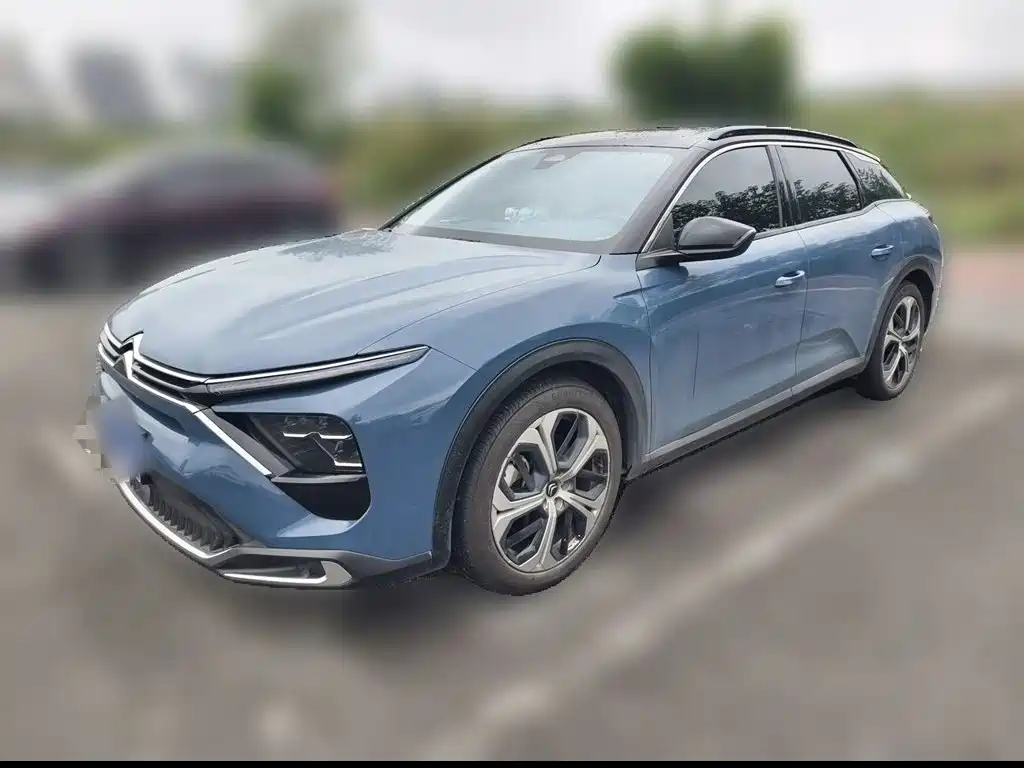 Фото 23 - Citroën Versailles C5 X