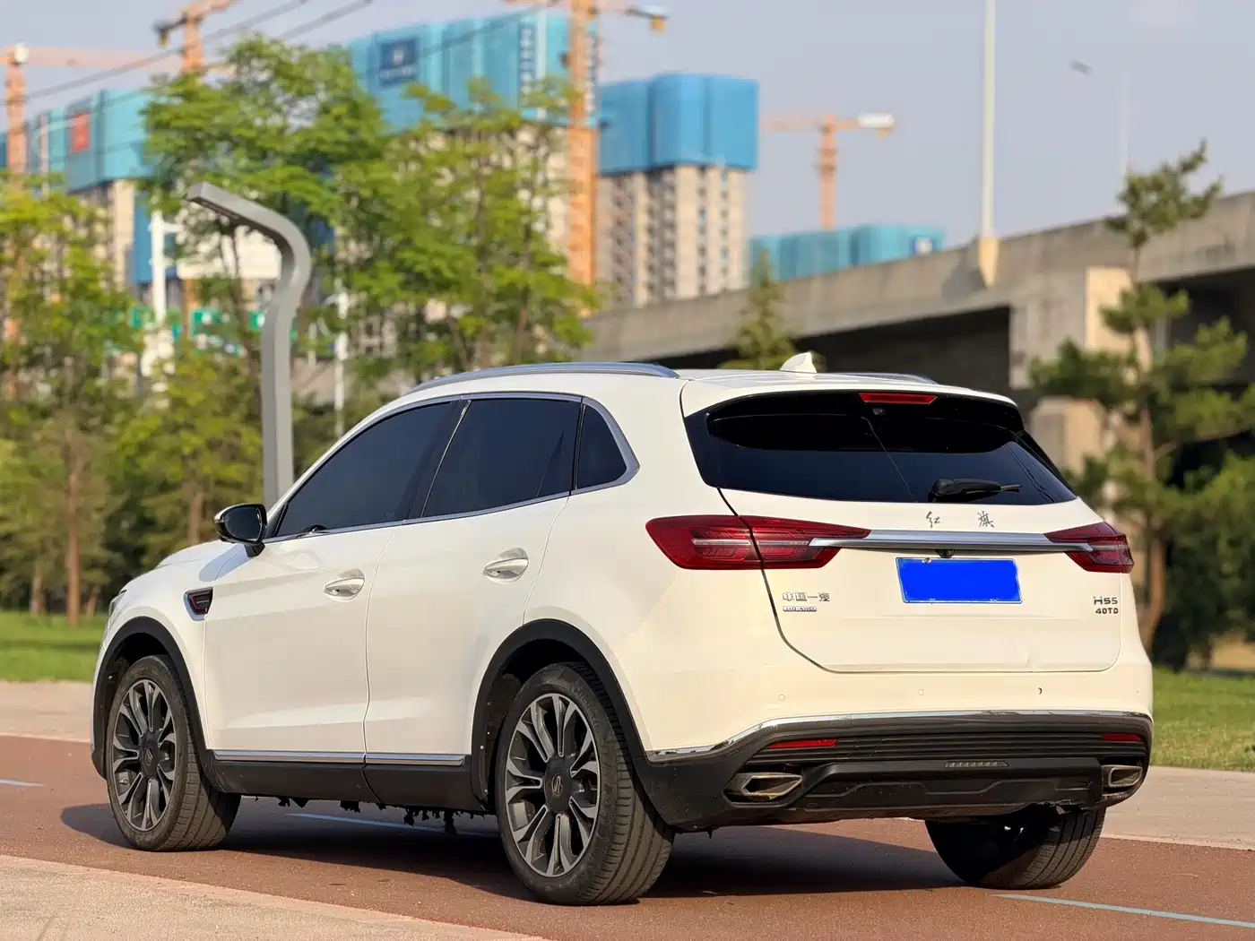 Hongqi HS5 2019 2.0T Intelligent Flagship 4WD Version фото 4