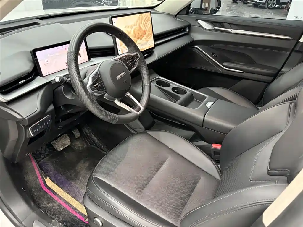 Фото 8 - Haval H6
