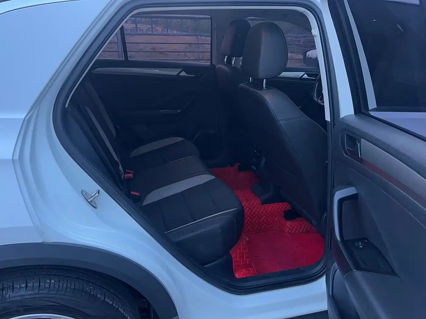 Volkswagen T-ROC 2019 230TSI DSG 2WD Progressive Version China VI фото 23