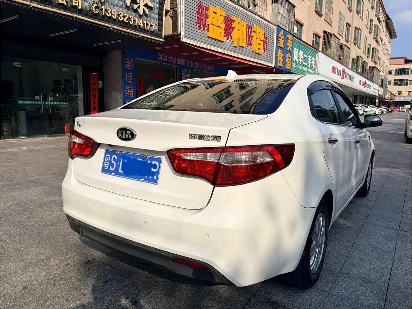 Kia K2 2012 Sedan 1.4L AT Premium ECO Commemorative Edition фото 7