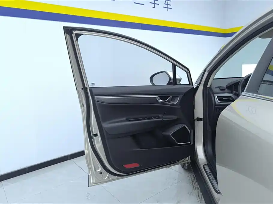 Geely Emgrand GS 2021 2020 1.4T CVT Dynamic