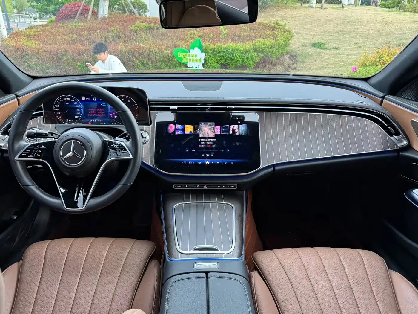 Mercedes-Benz E-Class 2024 E 300 L Fashion фото 6