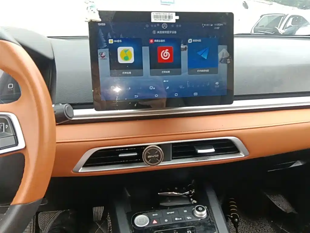 BYD e2 2021 Luxury Edition фото 13