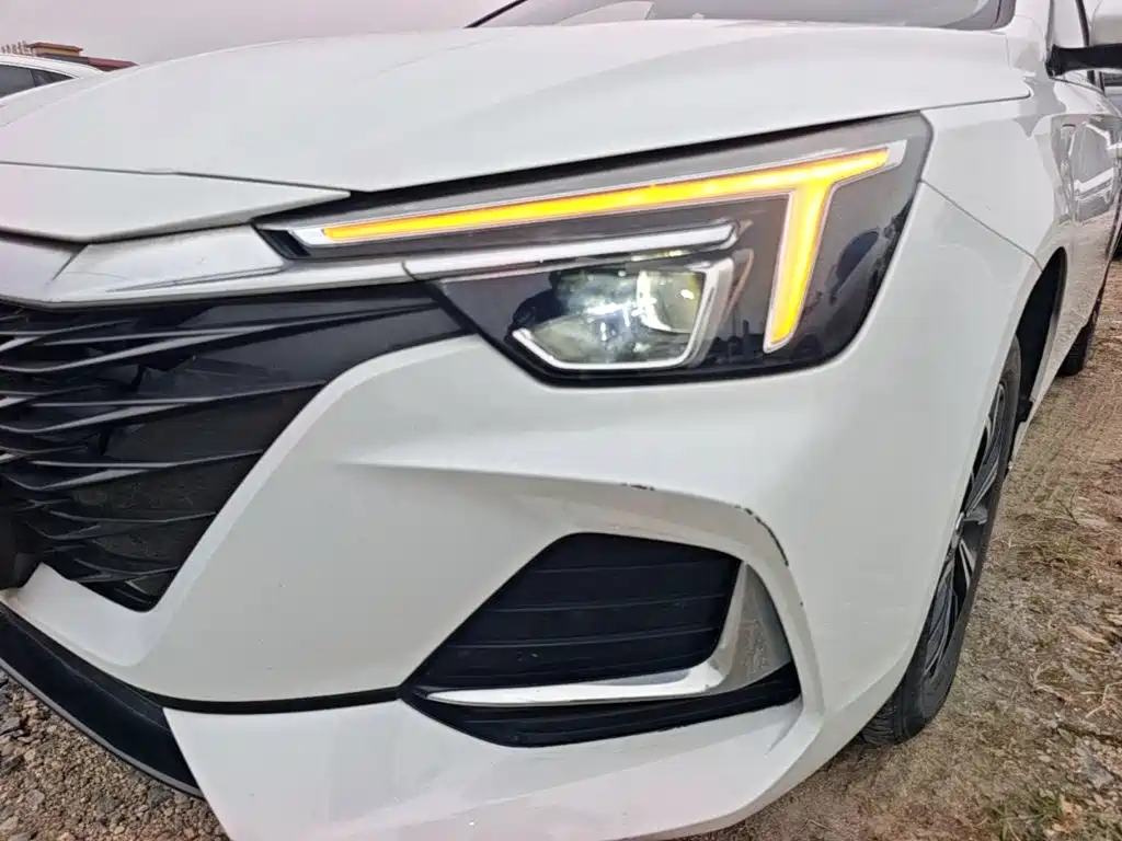 Roewe i6 MAX EV 2024 2023 EV 420 Sunroof Special Edition