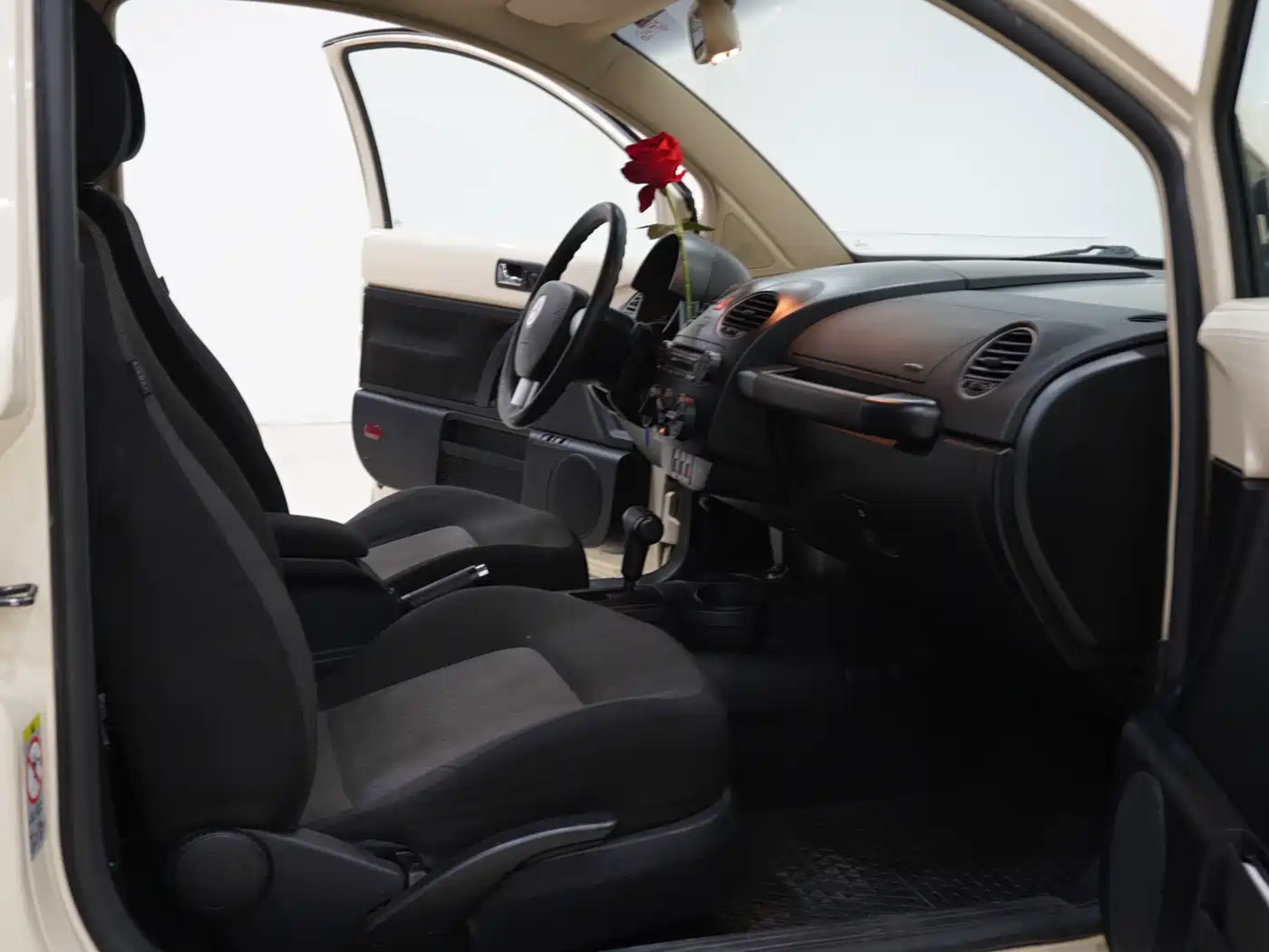 Volkswagen Beetle 2009 2008 2.0 AT Top Configuration