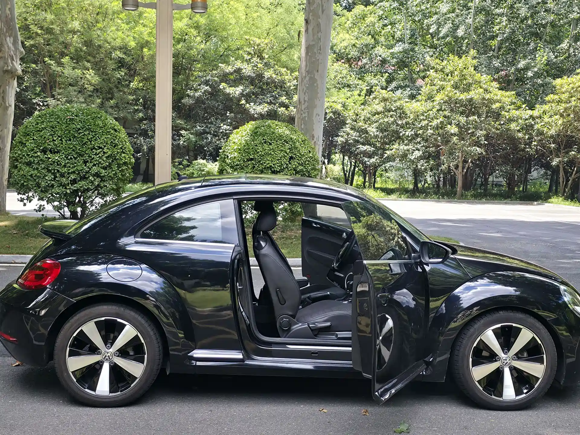 Photo 15 - Volkswagen Beetle