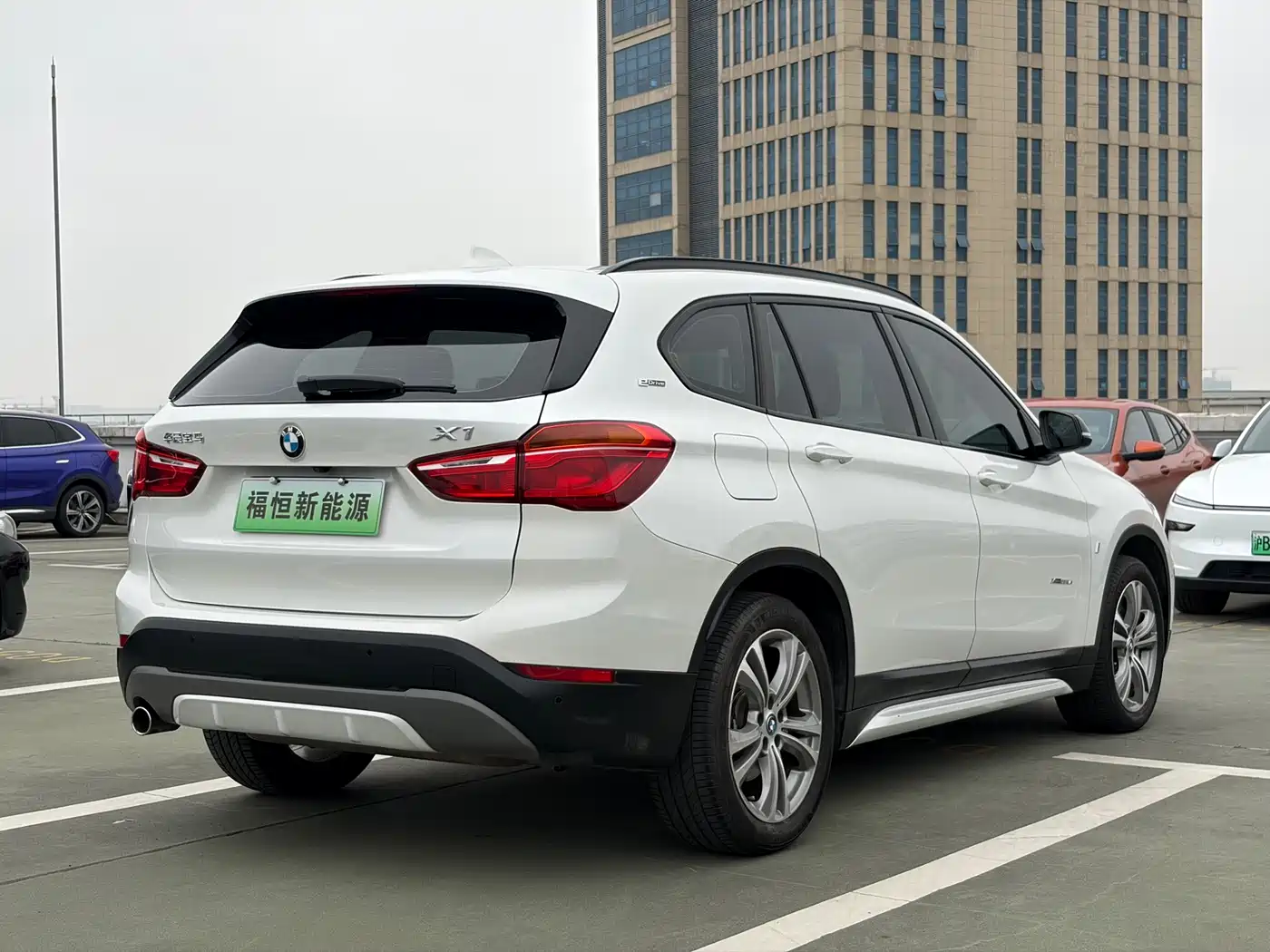 BMW X1 New Energy 2018 xDrive25Le Luxury Model фото 4