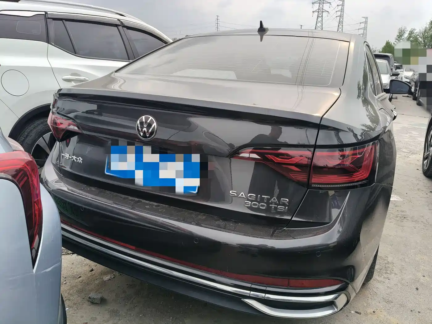 Volkswagen Sagitar 2023 300TSI DSG Surpassing Edition фото 11